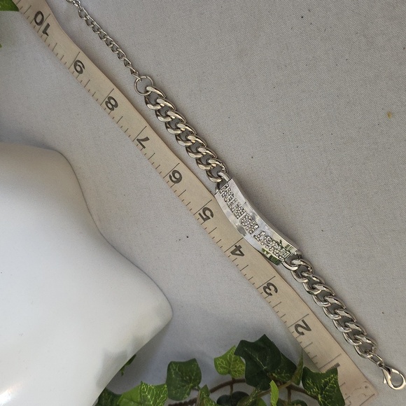 Silver Chunky Cuban Link ID Style Bracelet " Trust No B*tch" - Picture 7 of 7